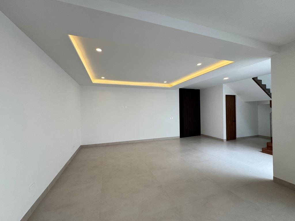 Casa nueva en renta zona norte