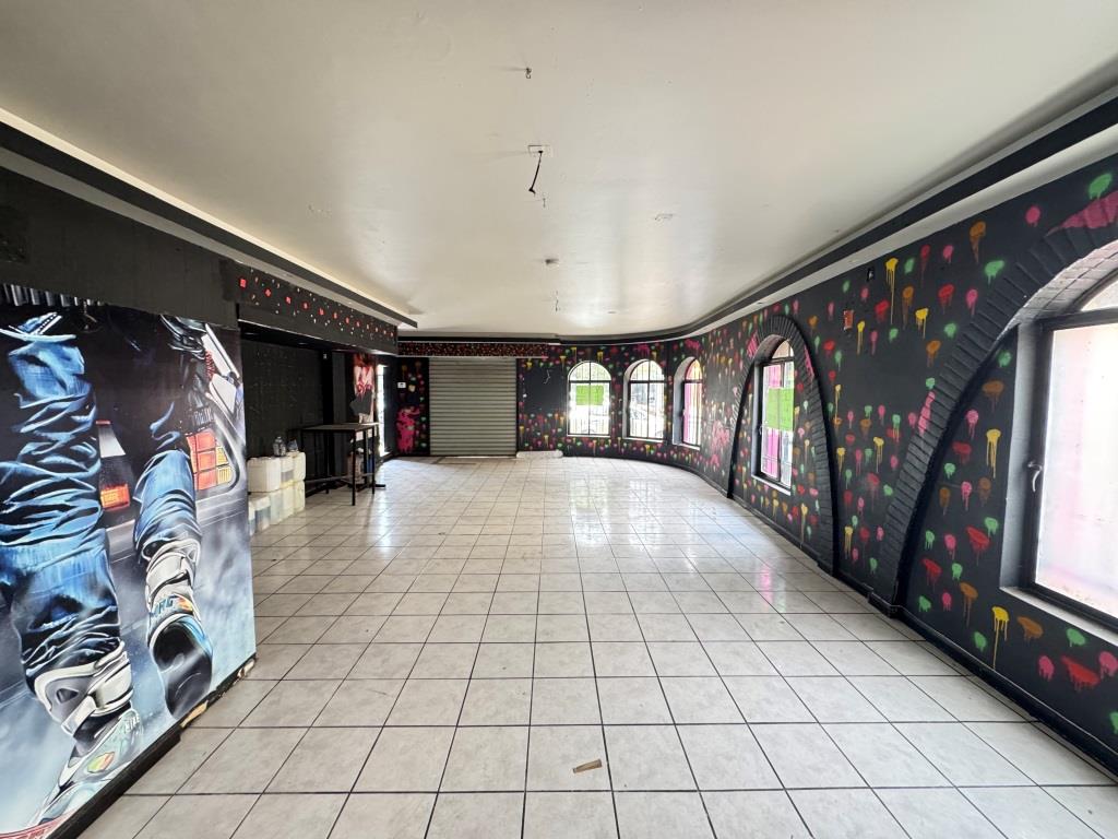 LOCAL COMERCIAL EN EL CORAZON DE LA ZONA CENTRO
