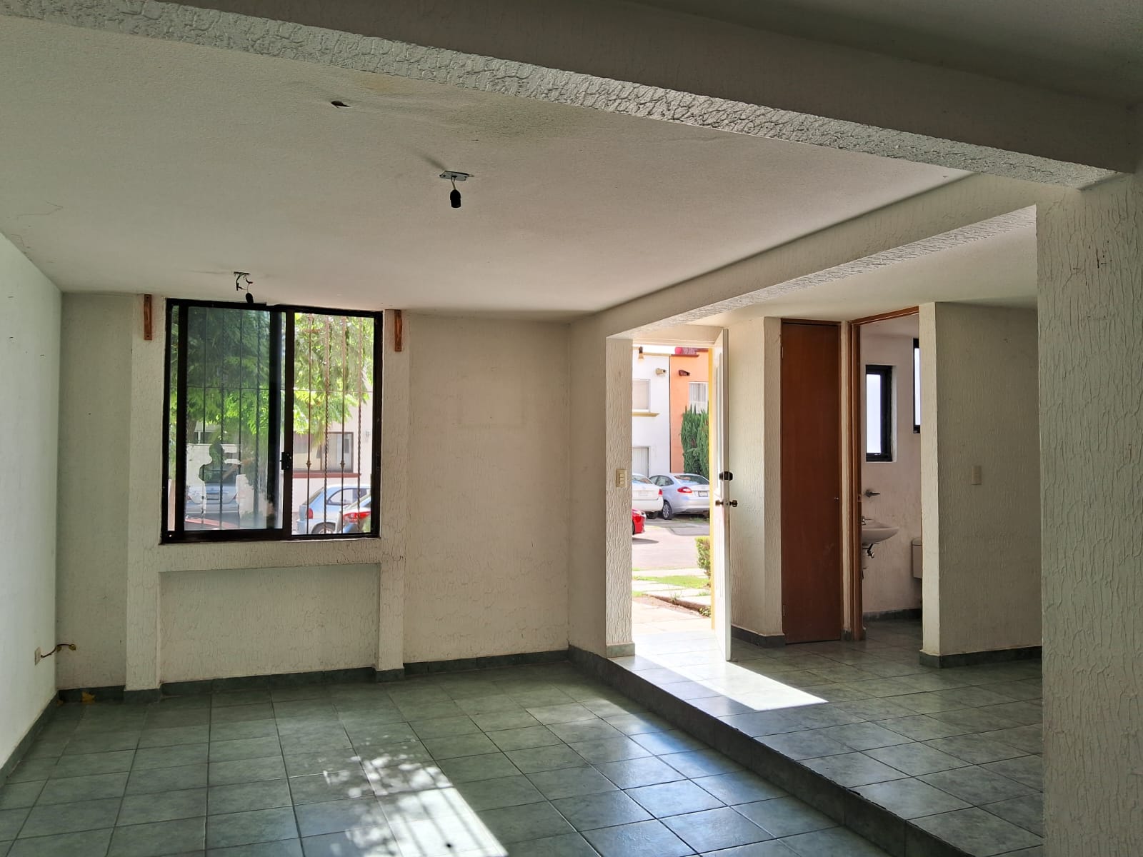 Casa en condominio cerrado, zona poniente