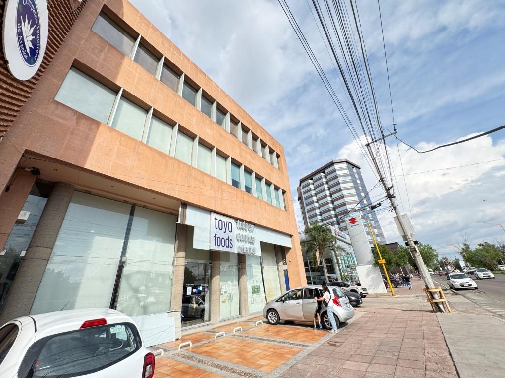 Oficinas Av. Universidad frente UAA