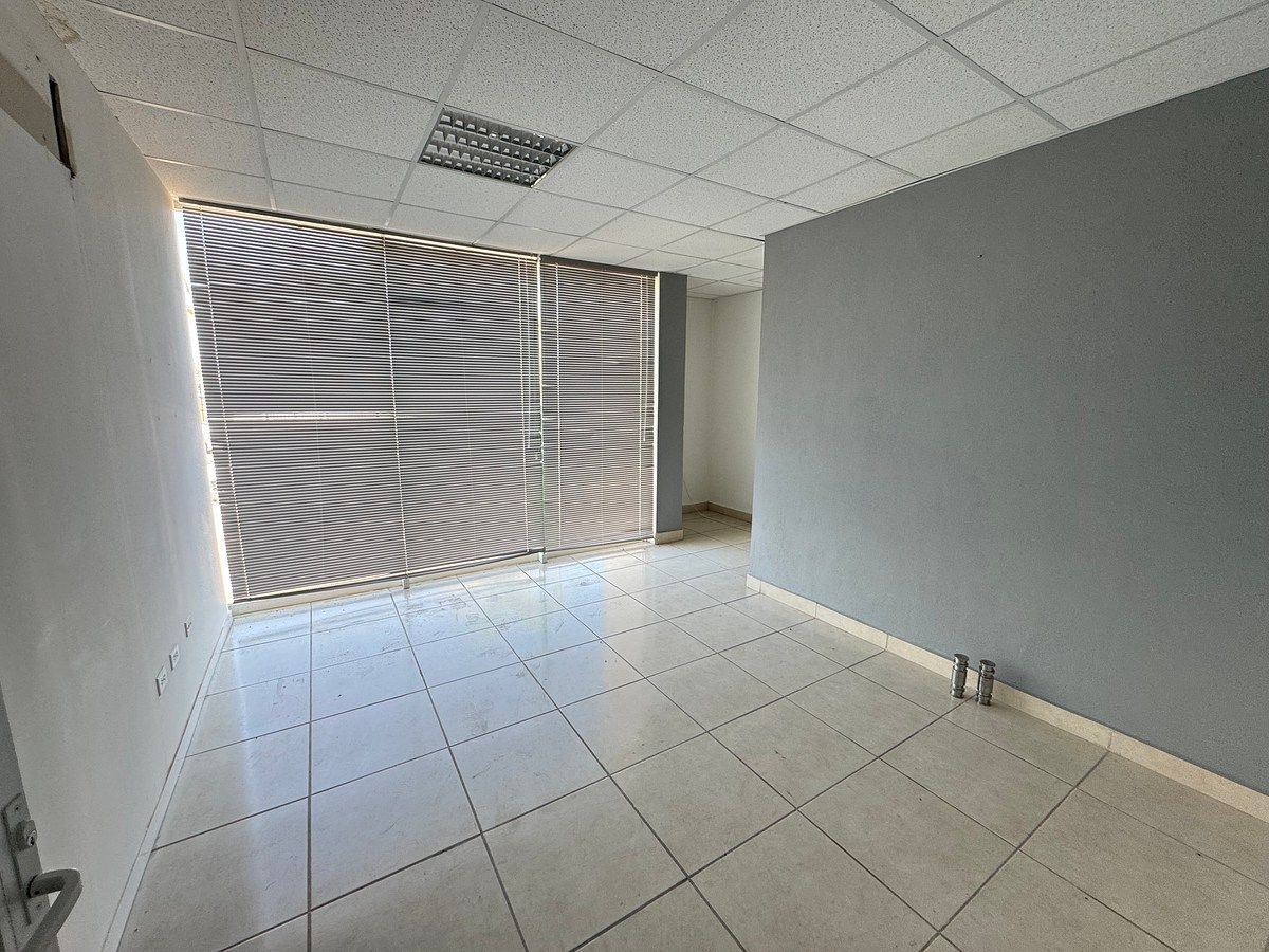 EDIFICIO COMERCIAL EN RENTA PARQUE TECNOPOLO