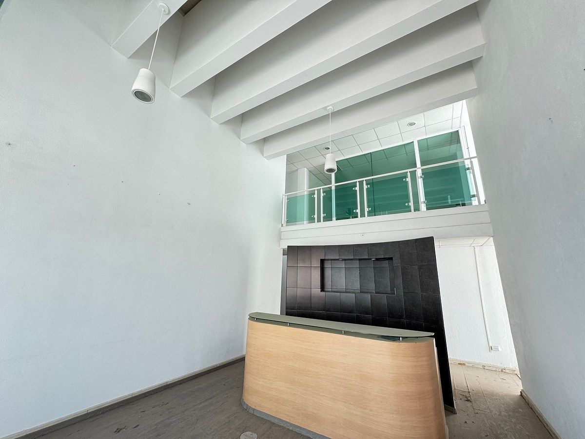 EDIFICIO COMERCIAL EN RENTA PARQUE TECNOPOLO