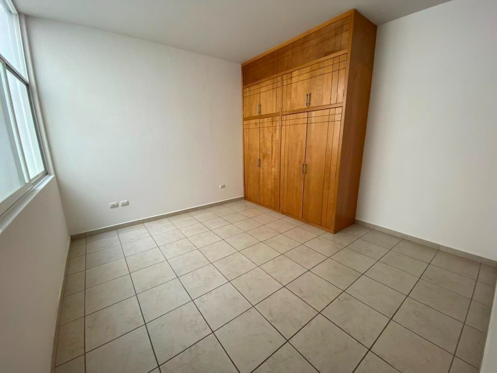 Edificio de departamentos en venta