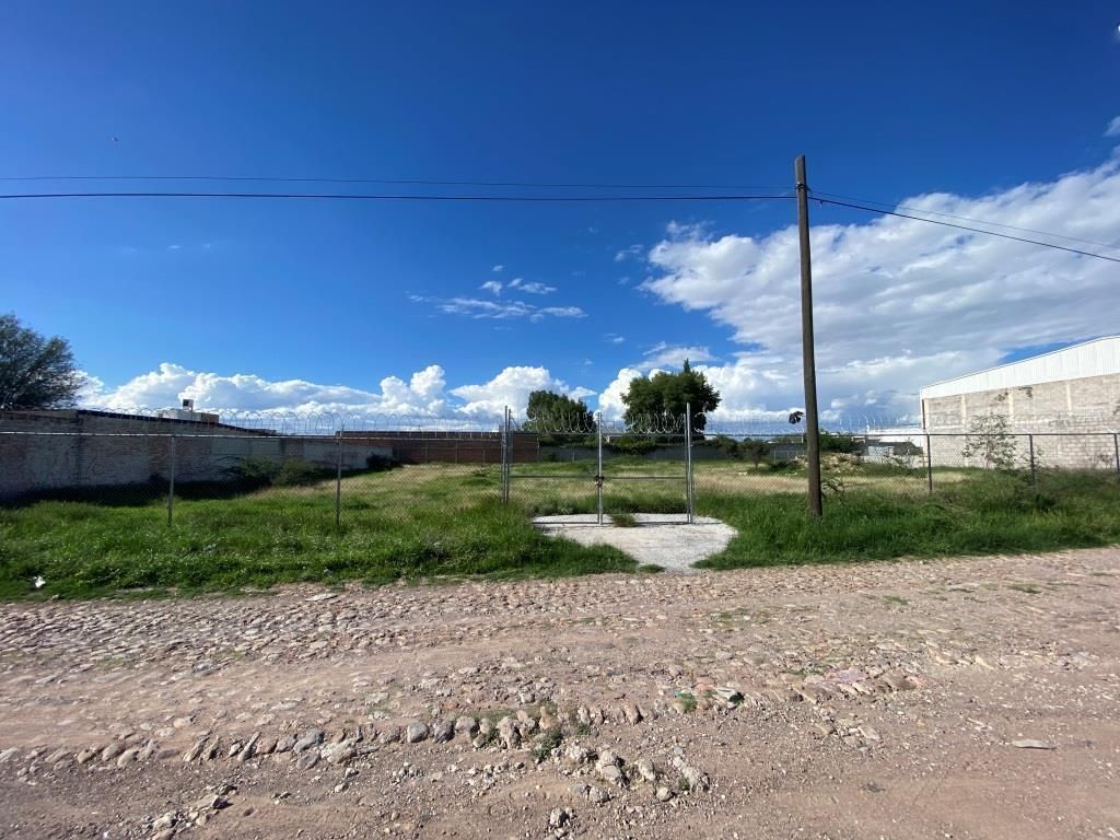 TERRENO EN VENTA TIPO COMERCIAL