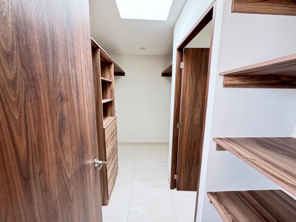 Casa NUEVA en venta dentro de Residencial Contadero,