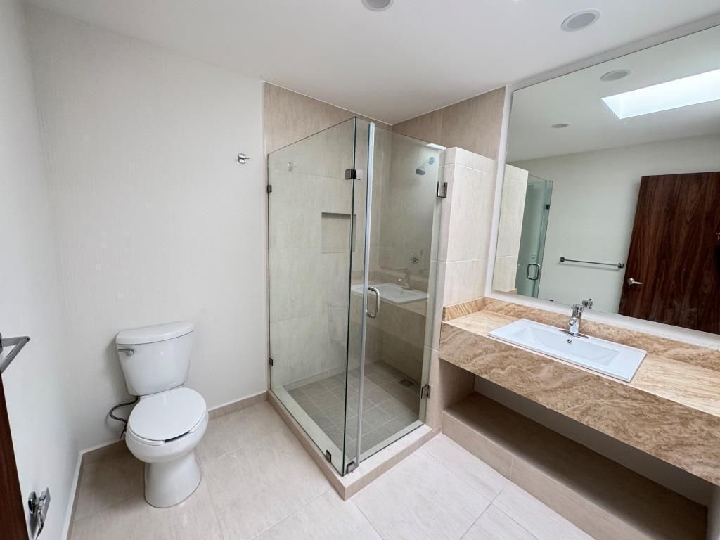 Casa NUEVA en venta dentro de Residencial Contadero,