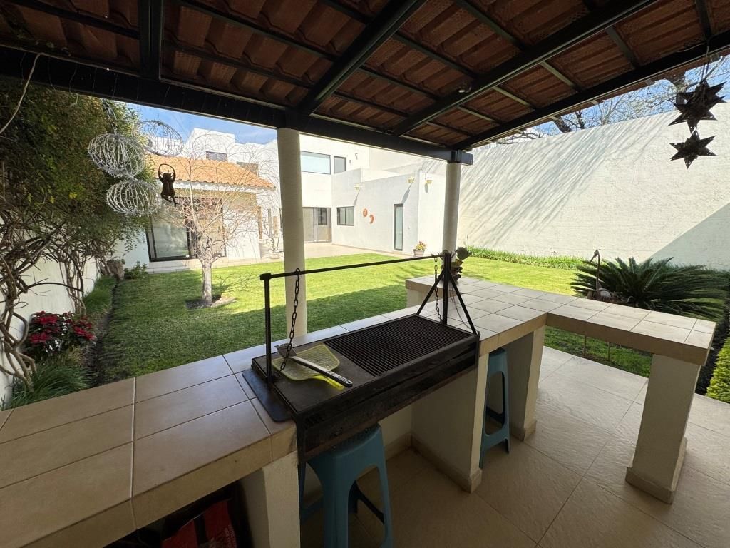 CASA EN RENTA EN FRAC. CAMPESTRE CLUB DE GOLF SUR