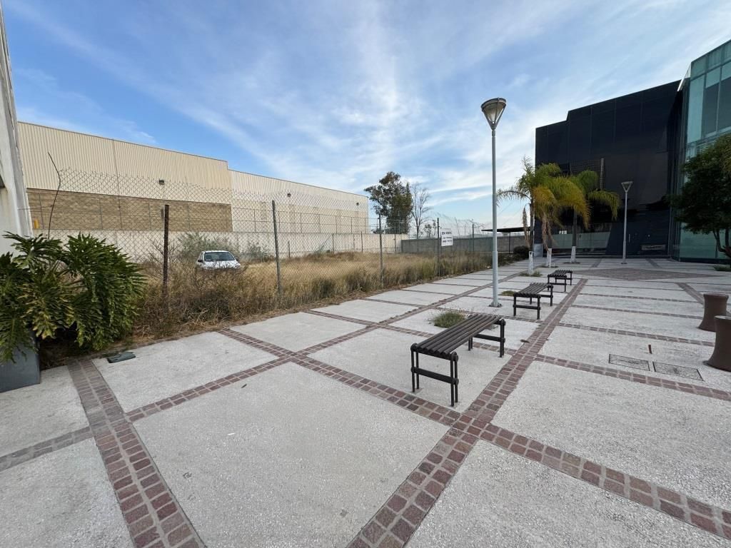 TERRENO EN VENTA FRACC. GALERIA BUSINESS