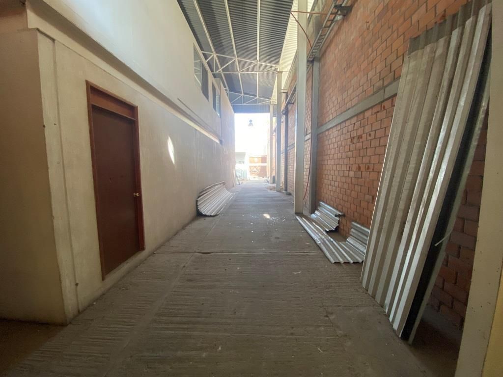 NAVE INDUSTRIAL EN VENTA AL SUR DE LA CIUDAD