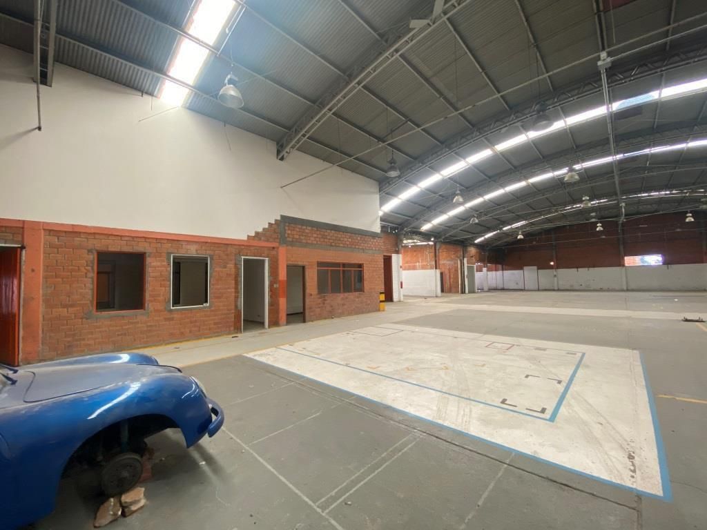 NAVE INDUSTRIAL EN VENTA AL SUR DE LA CIUDAD