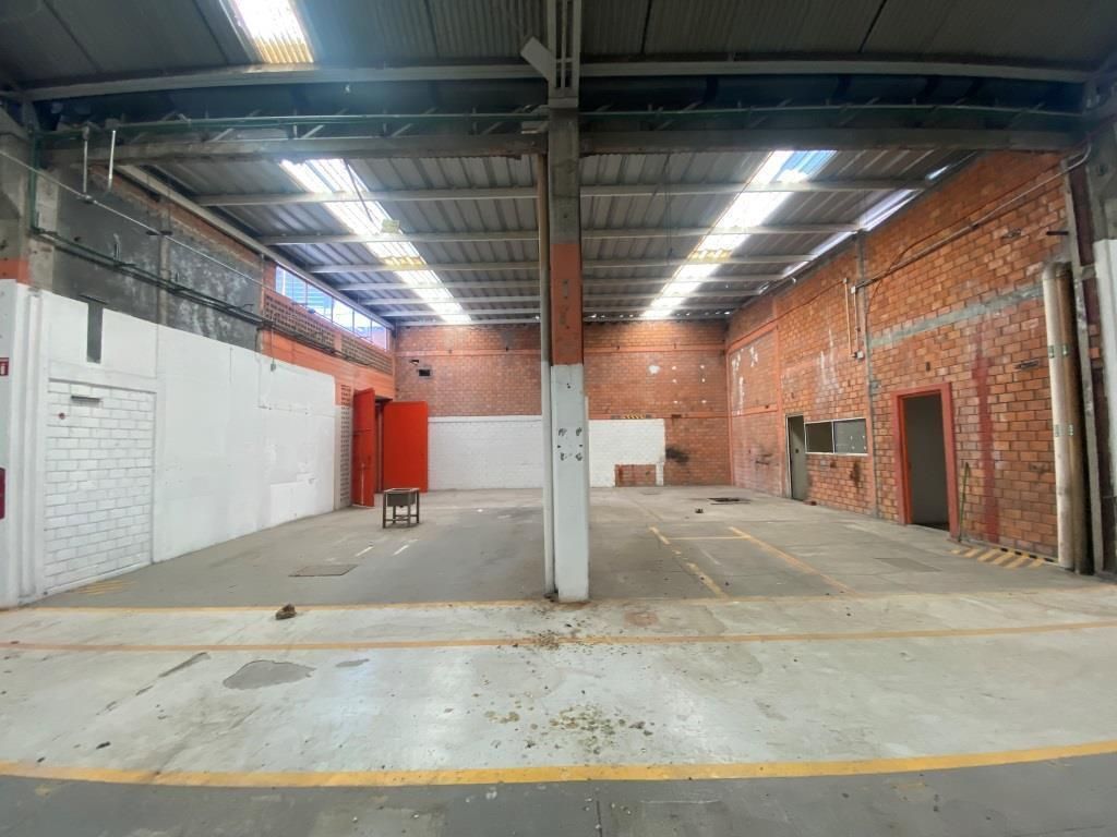 NAVE INDUSTRIAL EN VENTA AL SUR DE LA CIUDAD