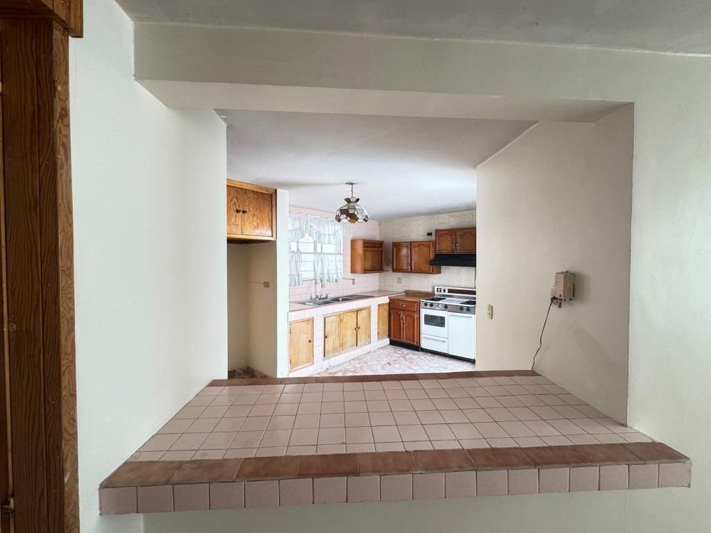 CASA EN VENTA EN FRACCIONAMIENTO DEL VALLE I SECC.