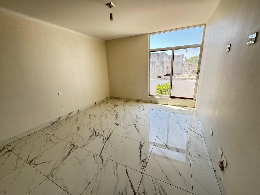 CASA EN RENTA PARA OFICINAS ADMINISTRATIVAS