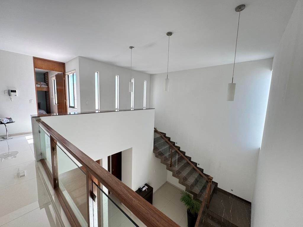 Casa en venta dentro de Fraccionamiento Residencial Las Cavas