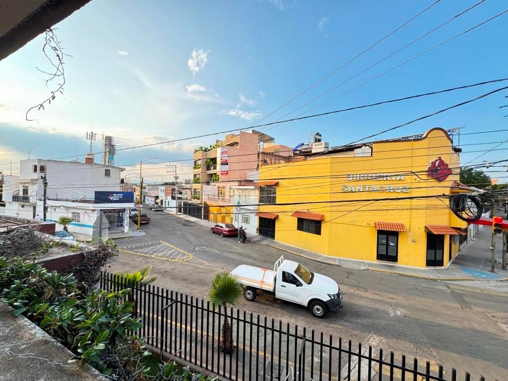 Propiedad céntrica en esquina a unos metros de Jardín de San Marcos San Marcos
