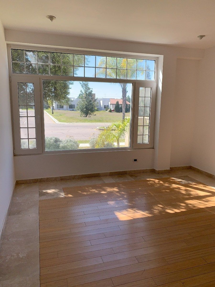 CASA EN VENTA FRACC. RESIDENCIAL SANTA PAULINA