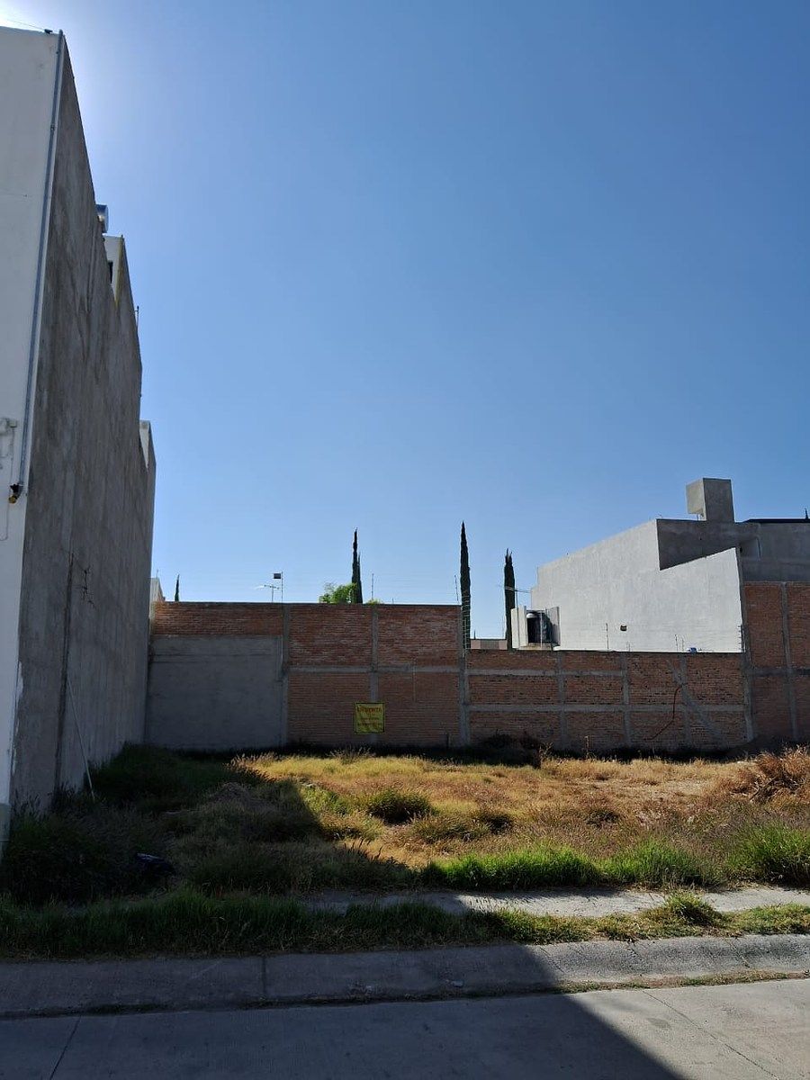 Terreno 200m2 zona poniente Santa Imelda