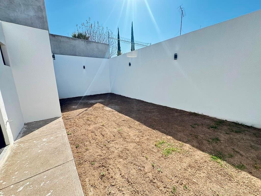 Casa en un solo nivel nueva, Fracc. Los Bosques