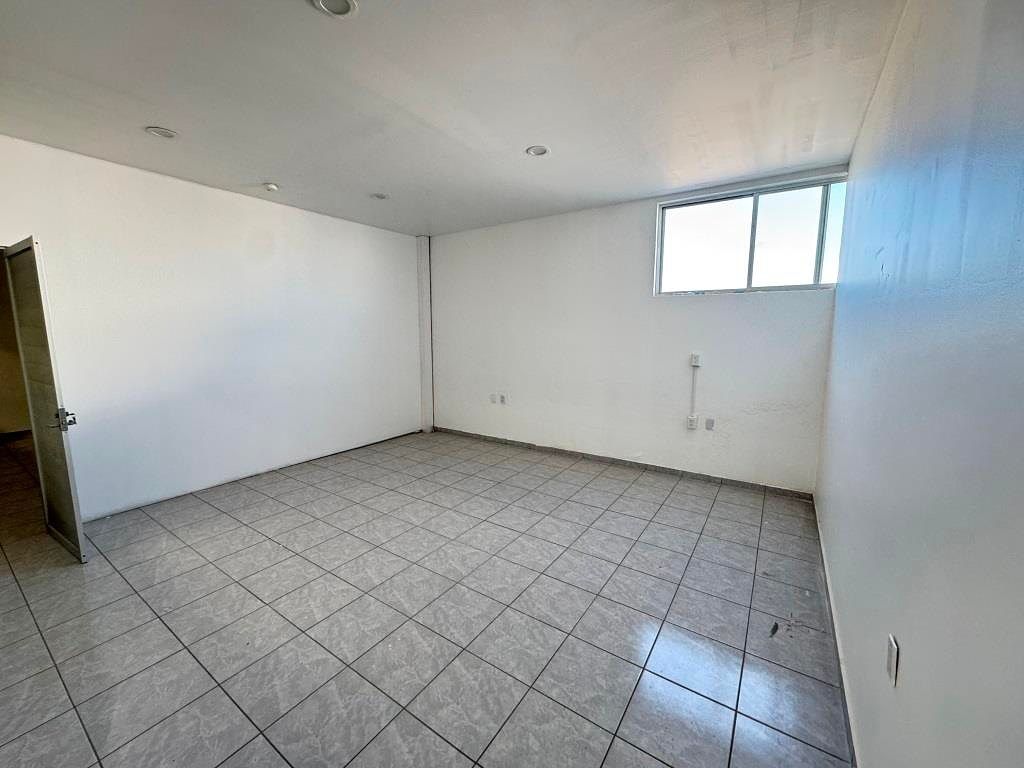 Nave industrial Zona norte 2,085m2 Santa Fe Park