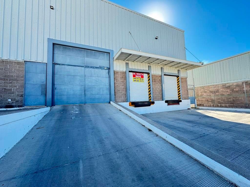 Nave industrial Zona norte 2,085m2 Santa Fe Park
