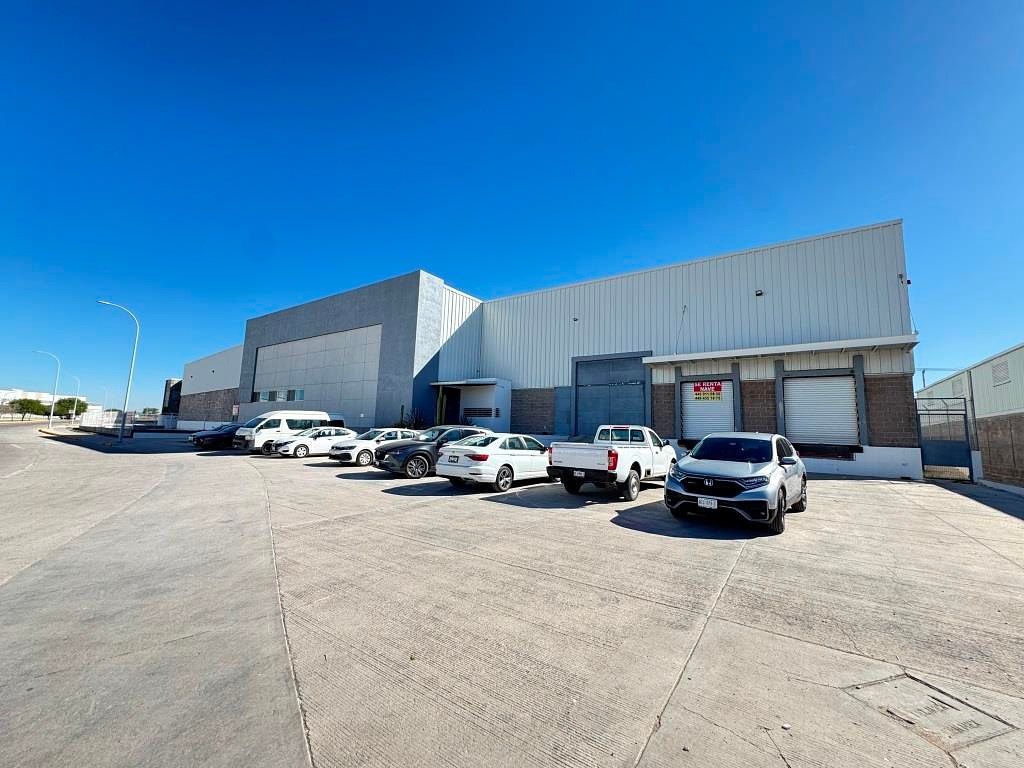 Nave industrial Zona norte 2,085m2 Santa Fe Park