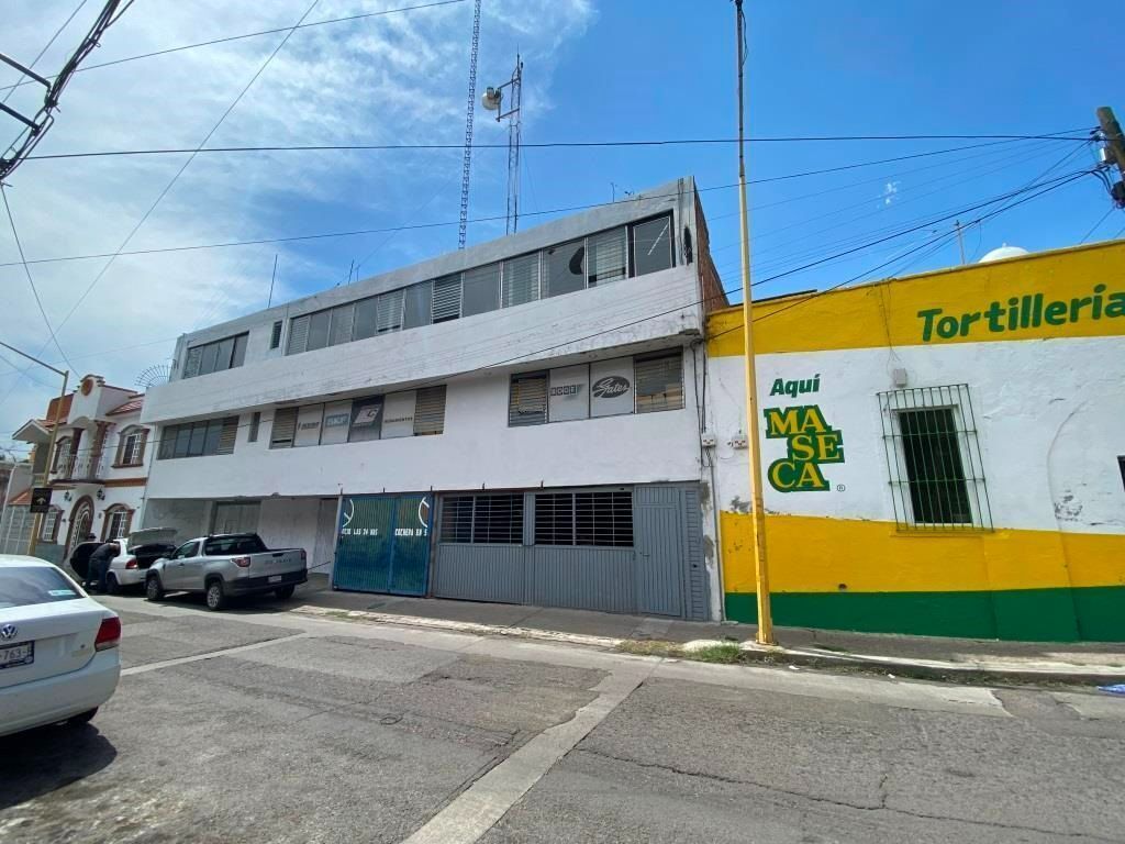 EDIFICIO COMERCIAL ZONA CENTRO (SOBRE JOSE MA CHAVEZ)