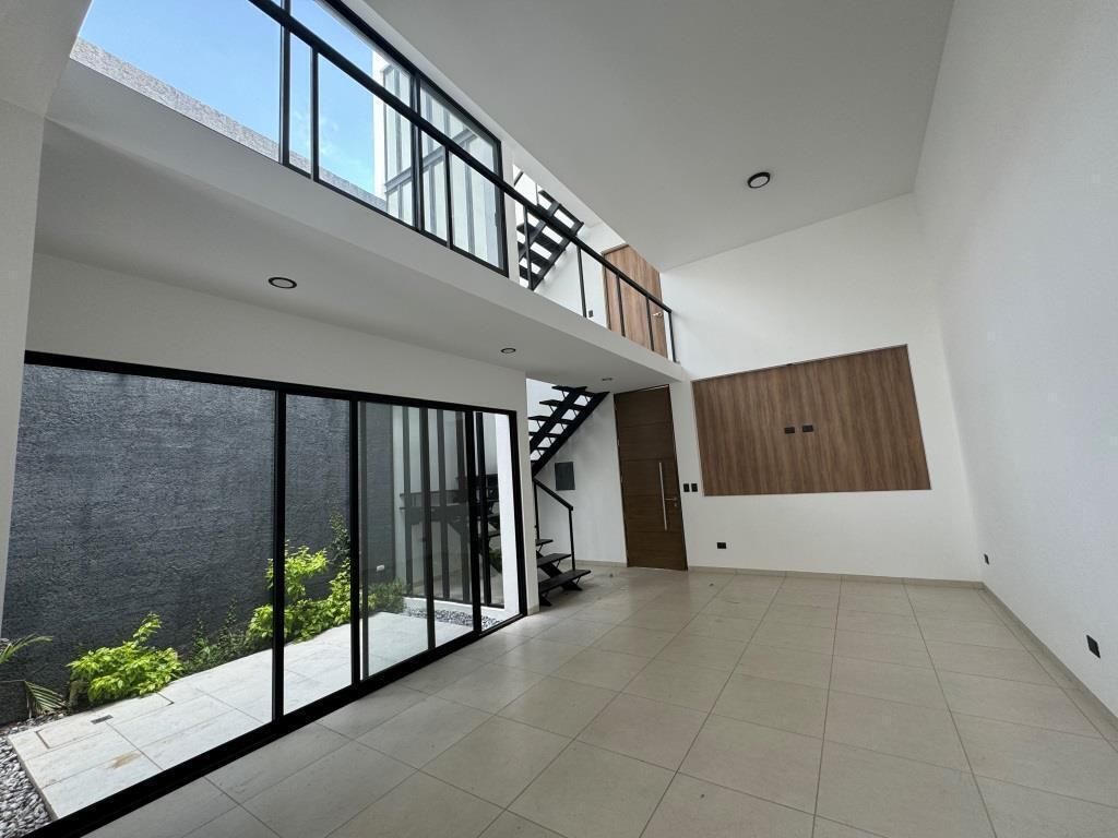 Casa Nueva en Fracc. Santa Barbara