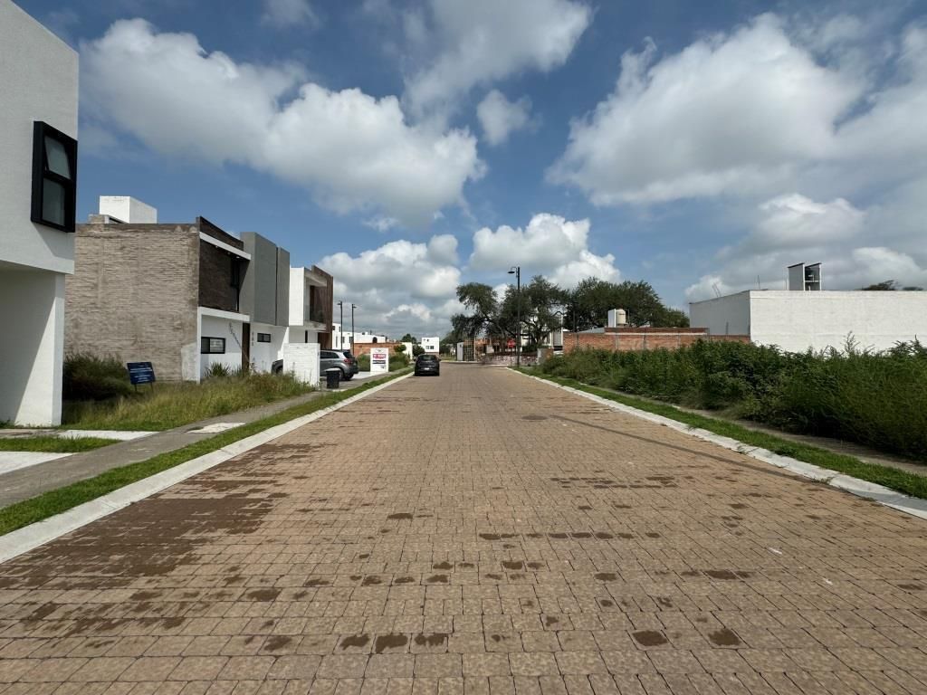 Casa Nueva en Fracc. Santa Barbara