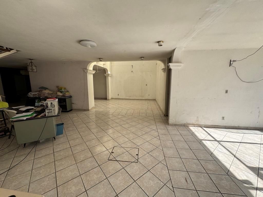 CASA EN VENTA ZONA CENTRO
