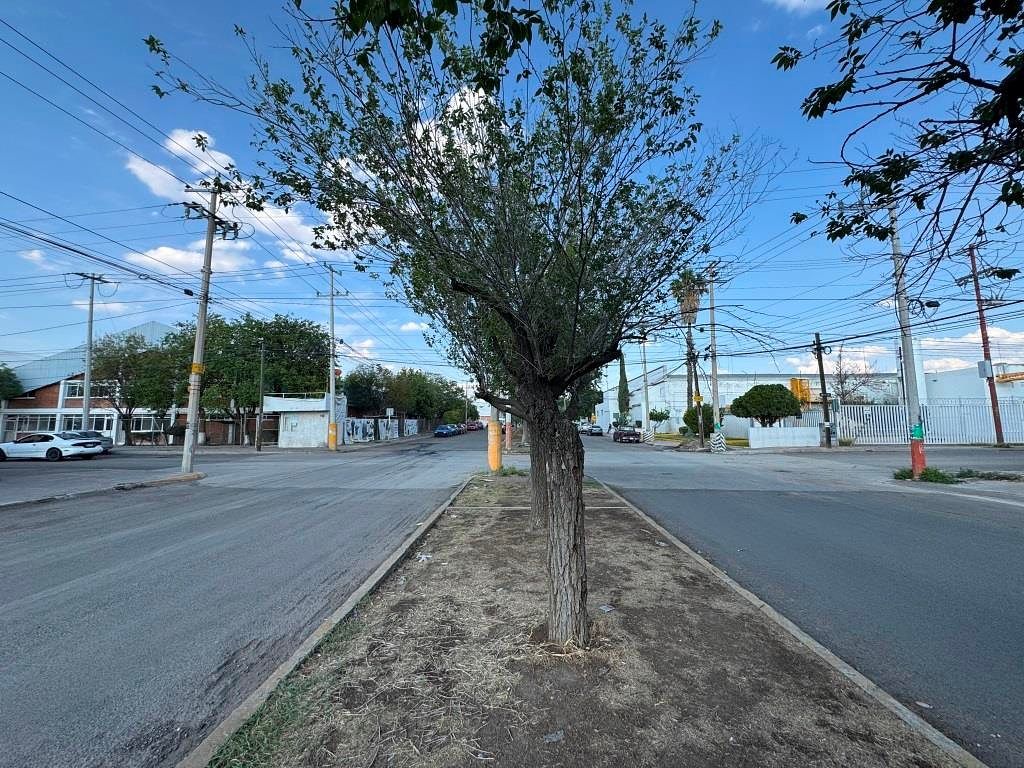 Nave industrial 2500m2 en renta Ciudad Industrial Sur