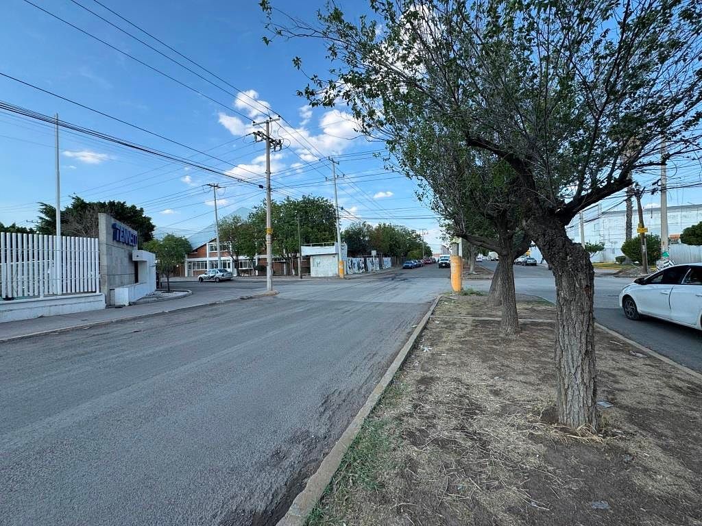 Nave industrial 2500m2 en renta Ciudad Industrial Sur
