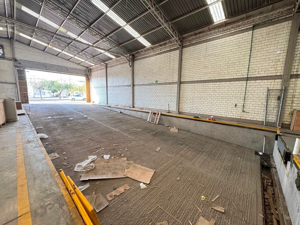 Nave industrial 2500m2 en renta Ciudad Industrial Sur