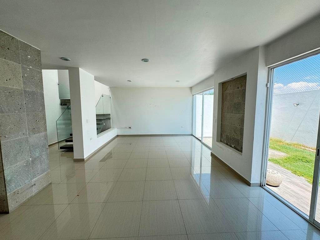 CASA EN VENTA FRACCIONAMIENTO PUNTA NORTE