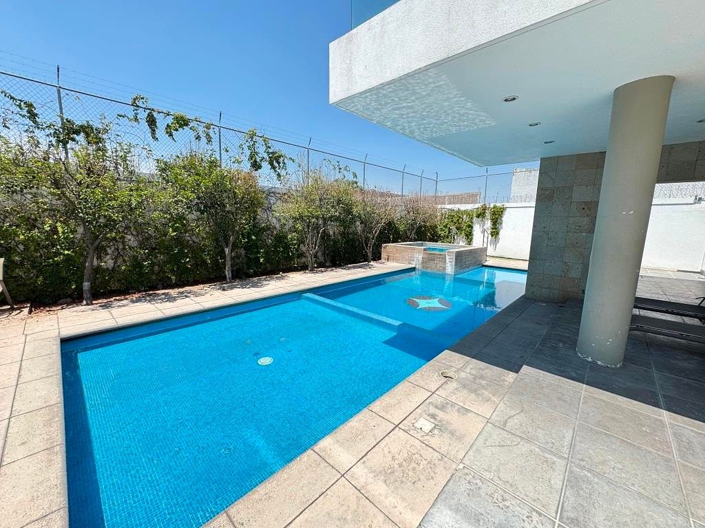 CASA EN VENTA FRACCIONAMIENTO PUNTA NORTE