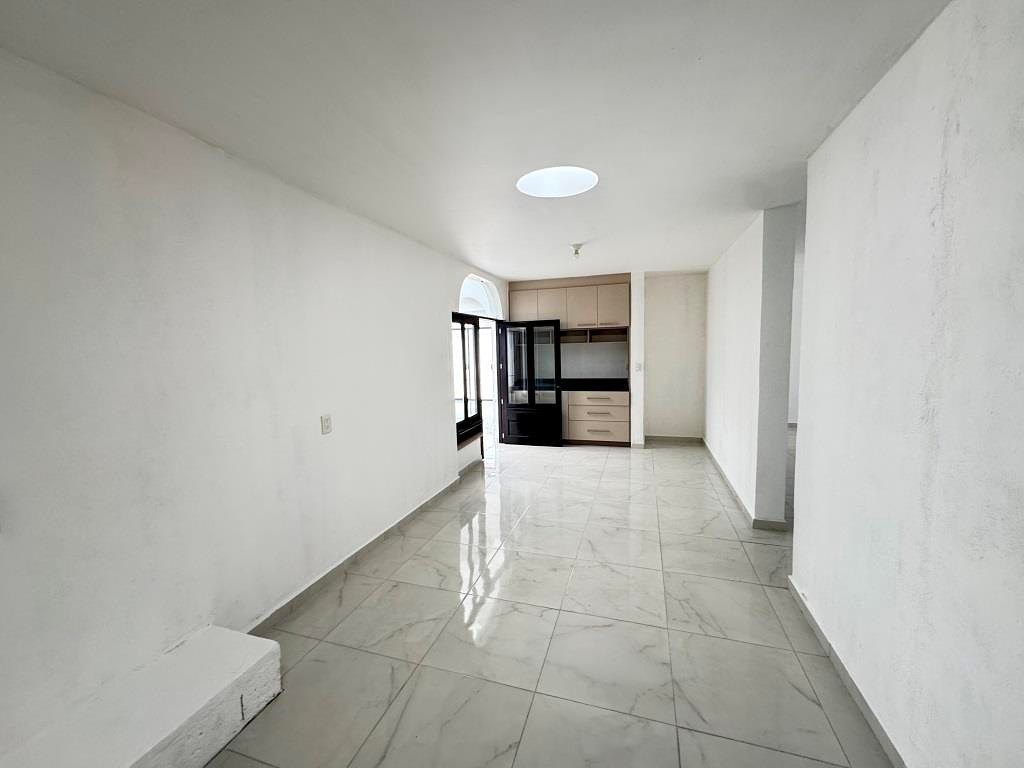 INMUEBLE ideal para oficinas corporativas, consultorios, centro médico, ETC.