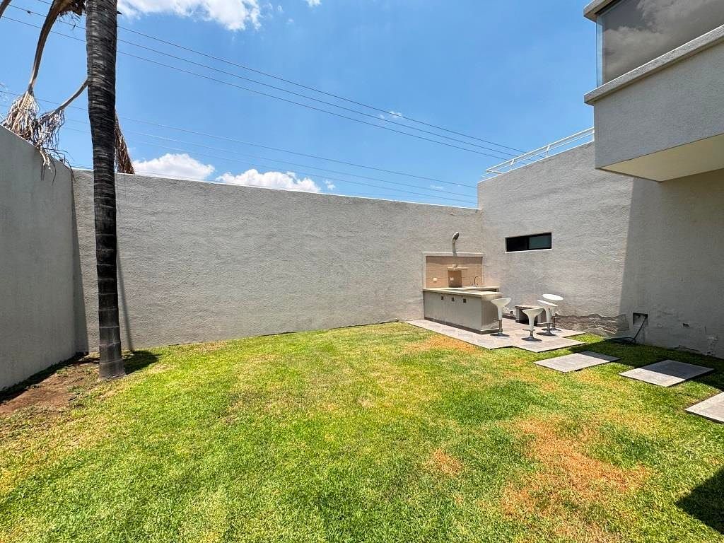 CASA EN VENTA FRACCIONAMIENTO JARDINES DEL CAMPESTRE
