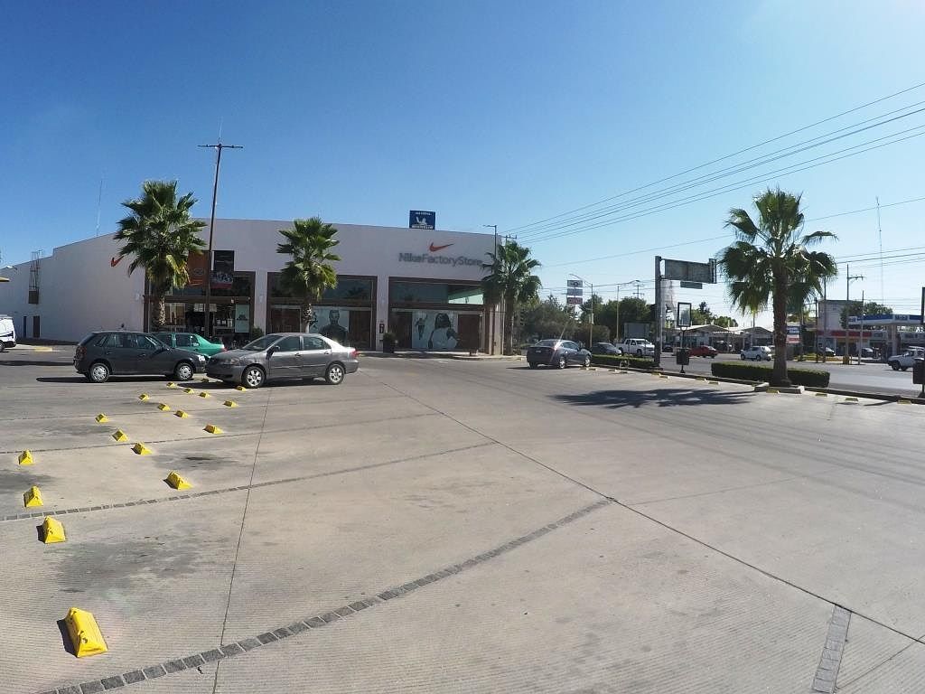 Local comercial en Plaza Palmas