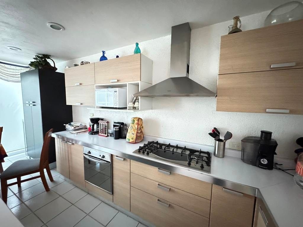 CASA EN VENTA FRACCIONAMIENTO VALLE REAL