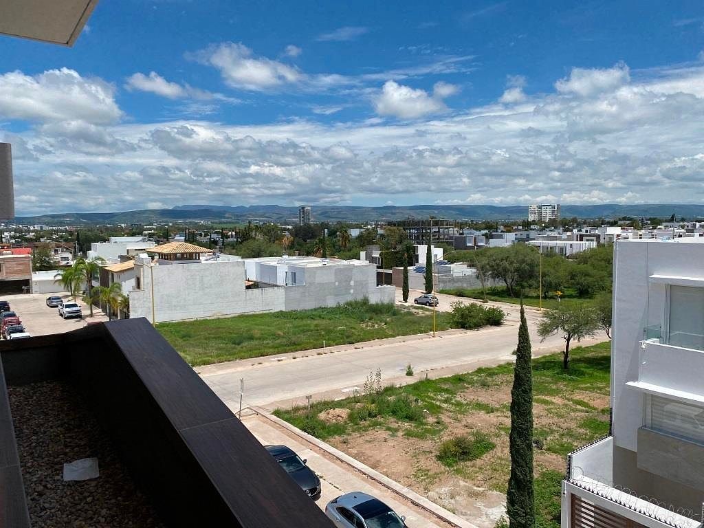 Departamento en renta Valle de Santa Teresa (Las Hadas)