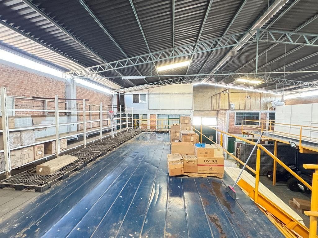 Bodega, ideal para almacén.