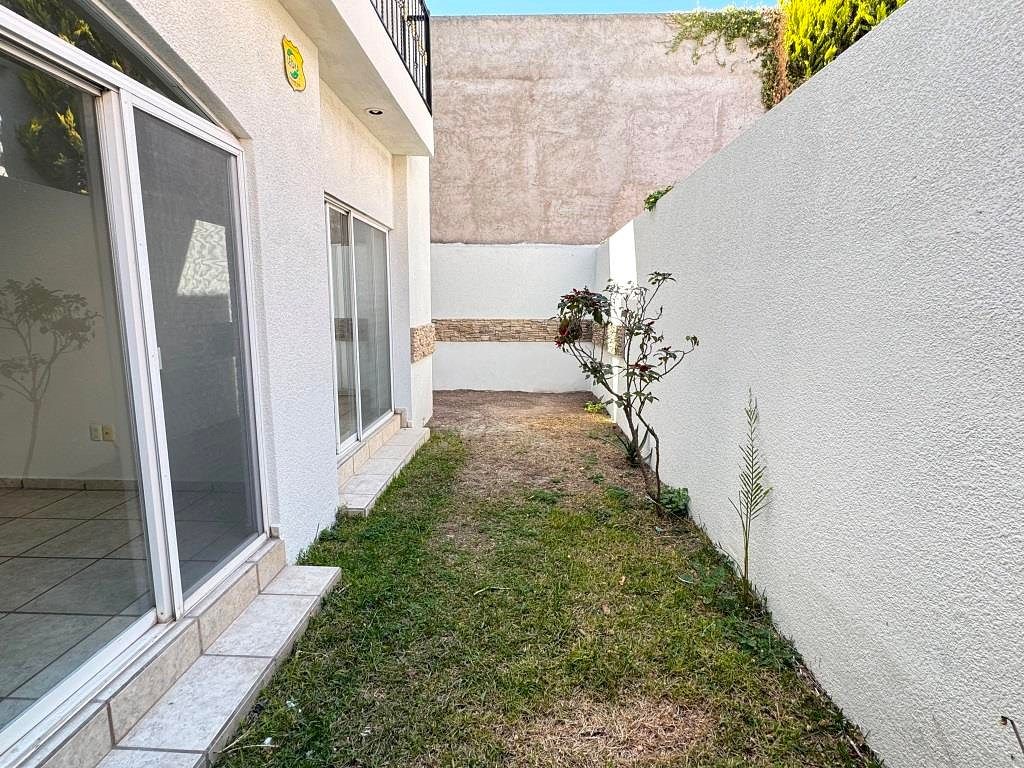 Casa en venta dentro de exclusivo fraccionamiento PULGAS PANDAS NORTE