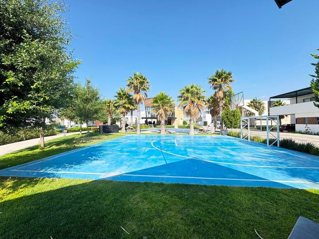 CASA EN RENTA FRACC. PUNTA DORADA