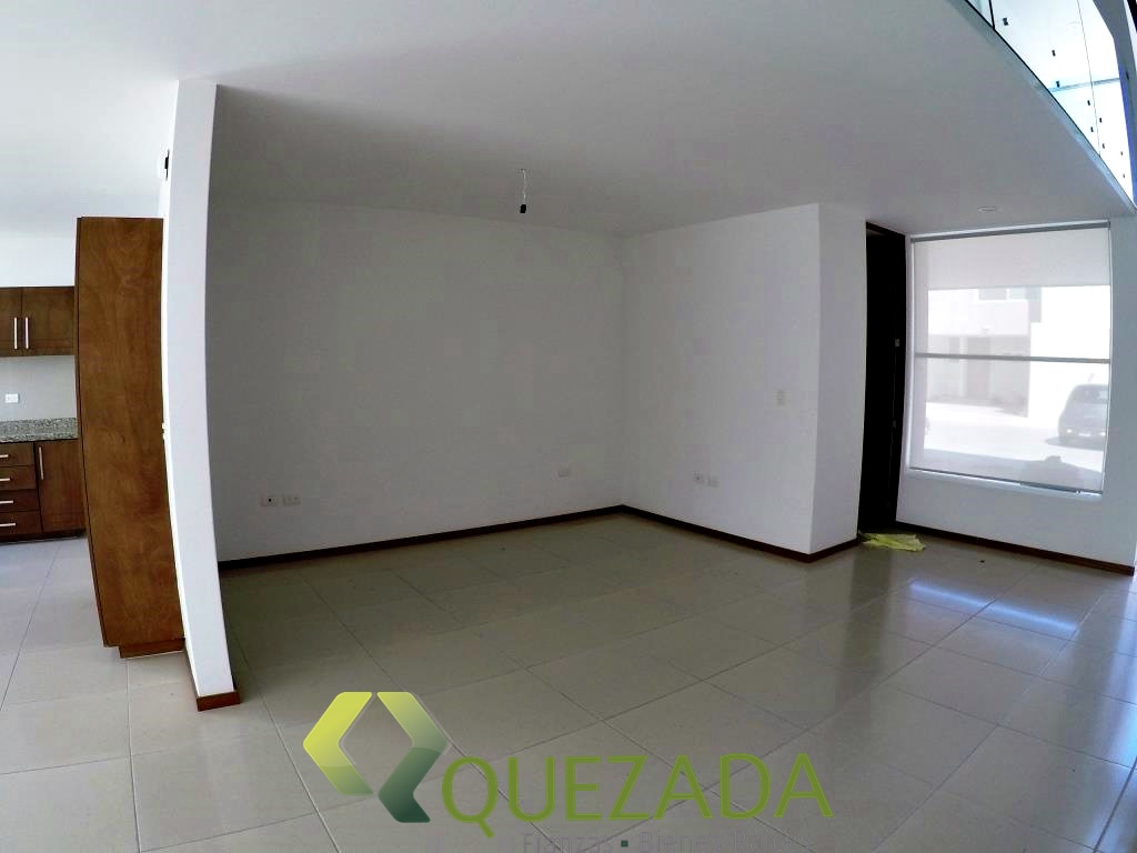 Casa en privada, zona de gran plusvalía. 