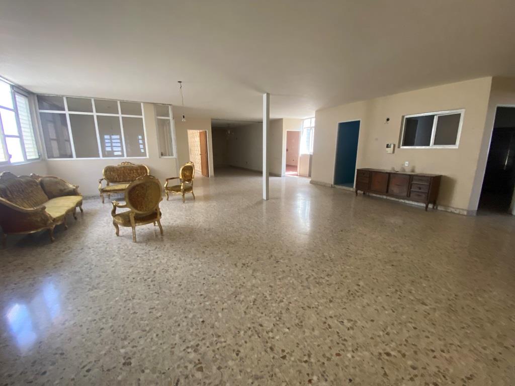 Finca comercial en el corazón del centro histórico. (Venustiano Carranza)