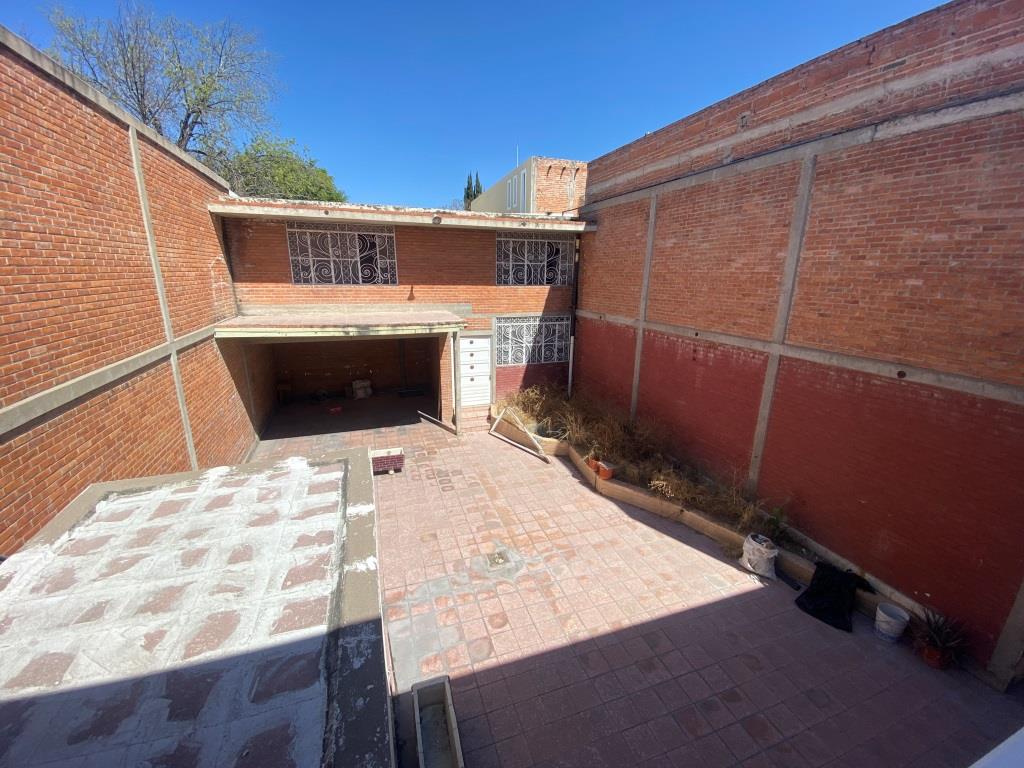 Finca comercial en el corazón del centro histórico. (Venustiano Carranza)