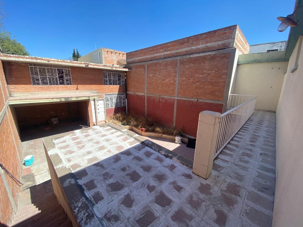 Finca comercial en el corazón del centro histórico. (Venustiano Carranza)