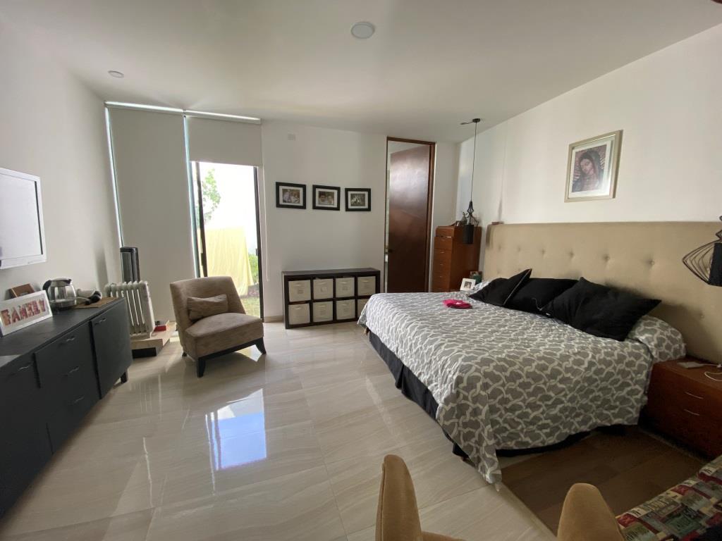 Innovadora casa en zona poniente de Ags