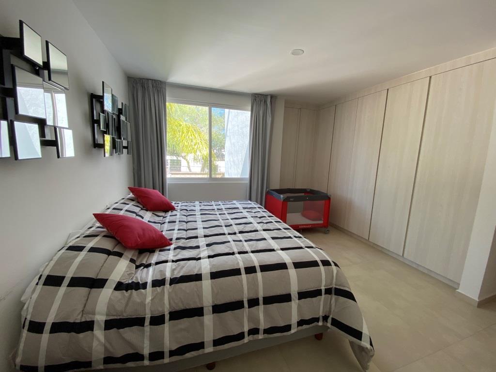 Casa como nueva dentro de exclusiva privada (12 casas)