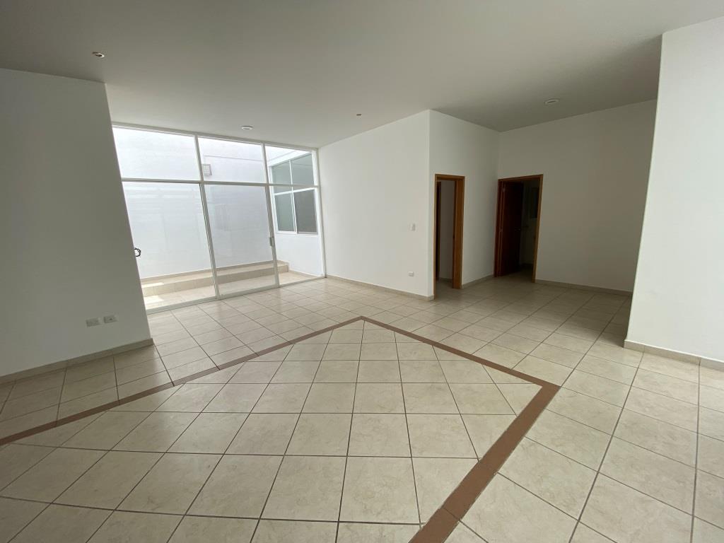 Edificio de departamentos en venta, zona norte.