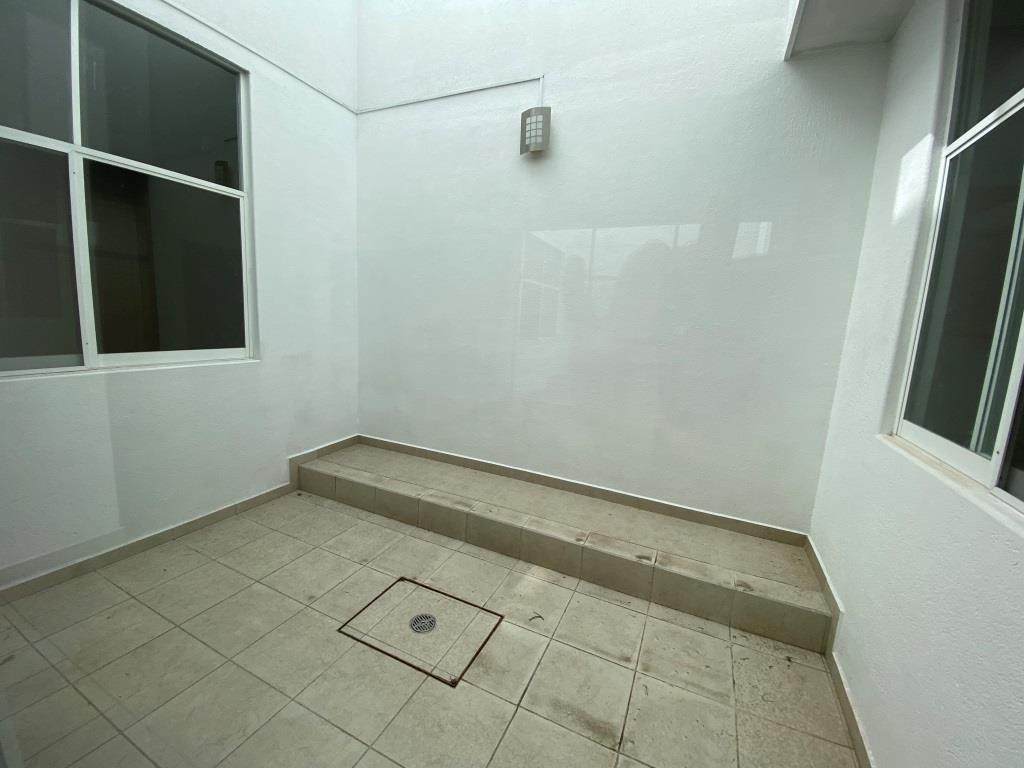 Edificio de departamentos en venta, zona norte.